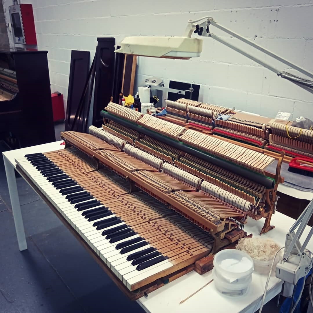 restauracion completa de pianos